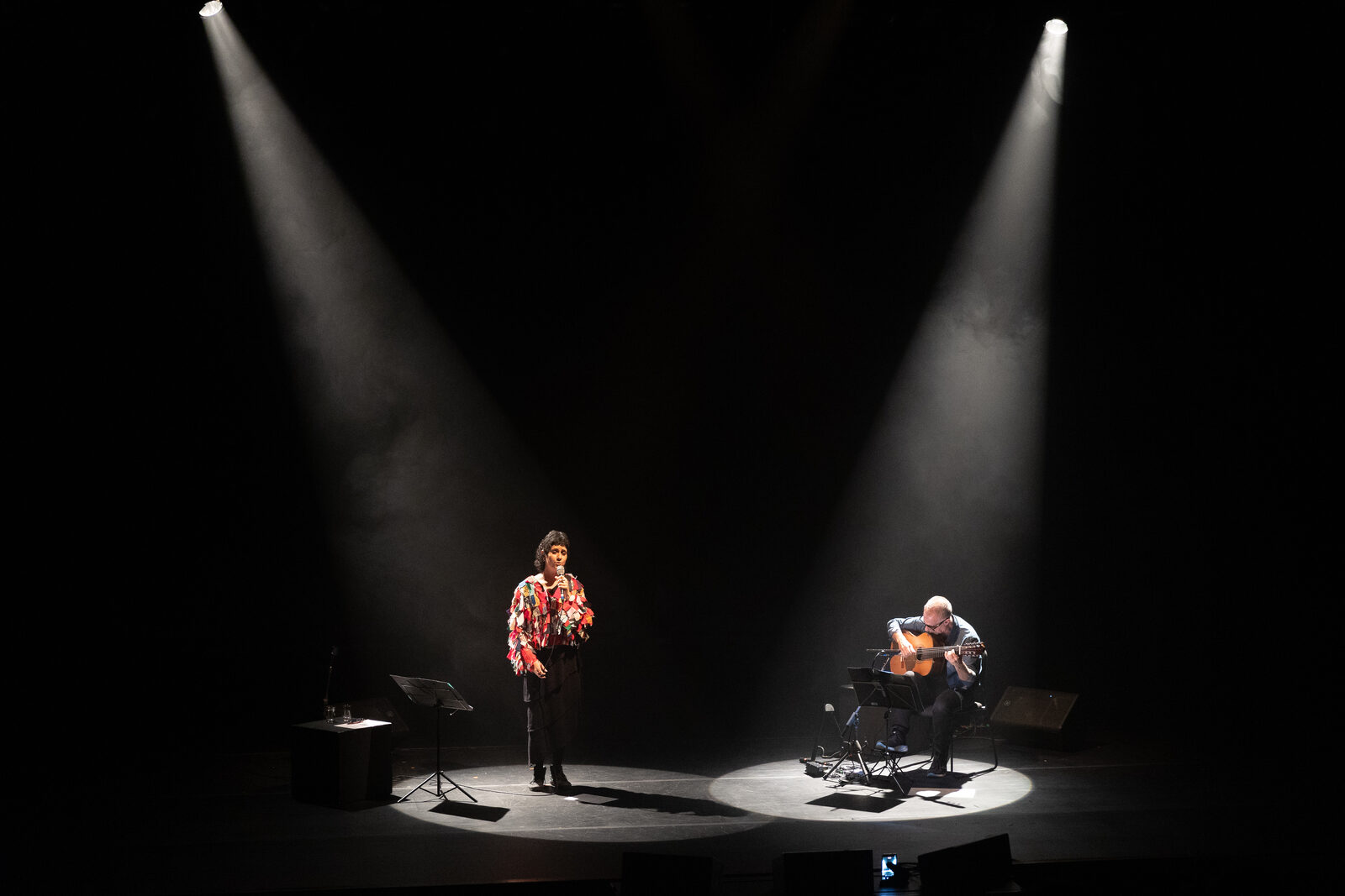 Swami Jr. y Luísa Lacerda en el Sesc Belenzinho