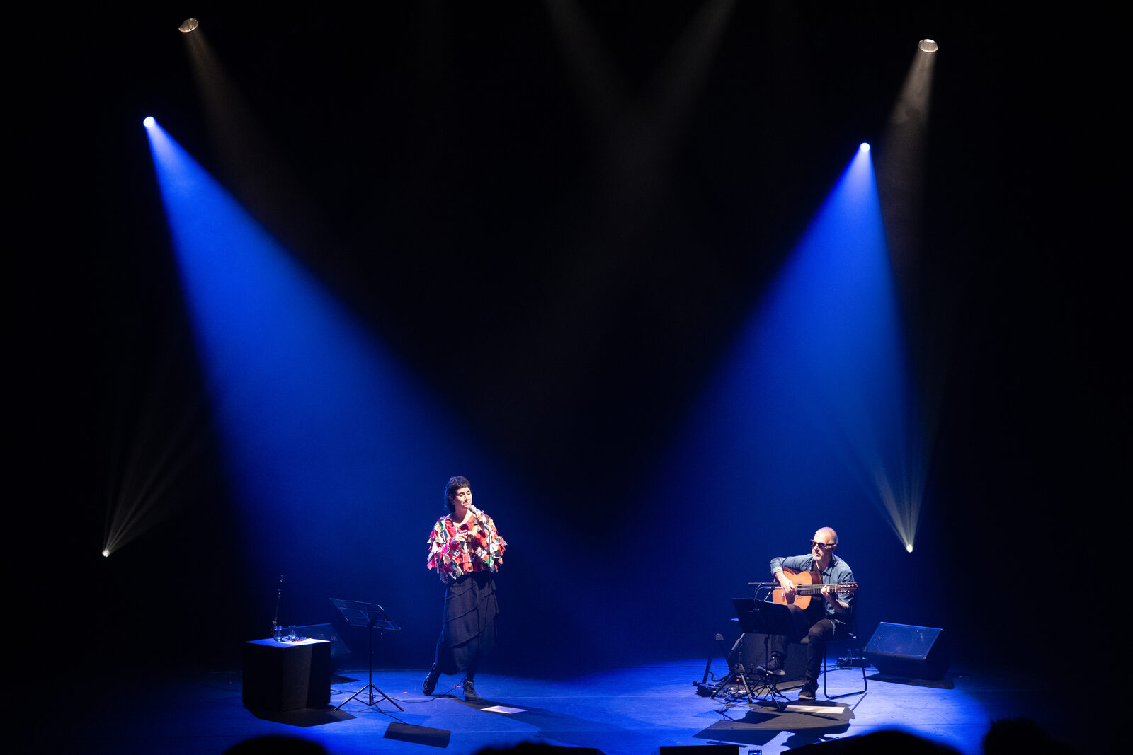 Swami Jr. y Luísa Lacerda en el Sesc Belenzinho